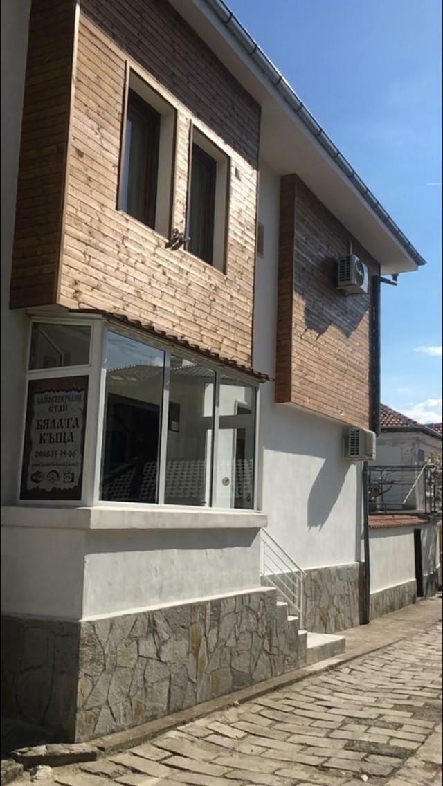 White Guest House 2 카를로보 외부 사진